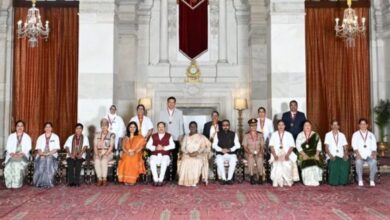 Photo of राष्ट्रपति ने 15 स्वास्थ्य योद्धाओं को दिया राष्ट्रीय फ्लोरेंस नाइटिंगेल पुरस्कार