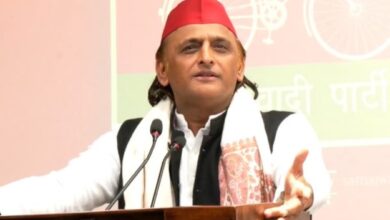 Photo of यूपी: सपा ने कहा मतदाता सूची में मलयालम और गुजराती भाषा में लोगों के नाम